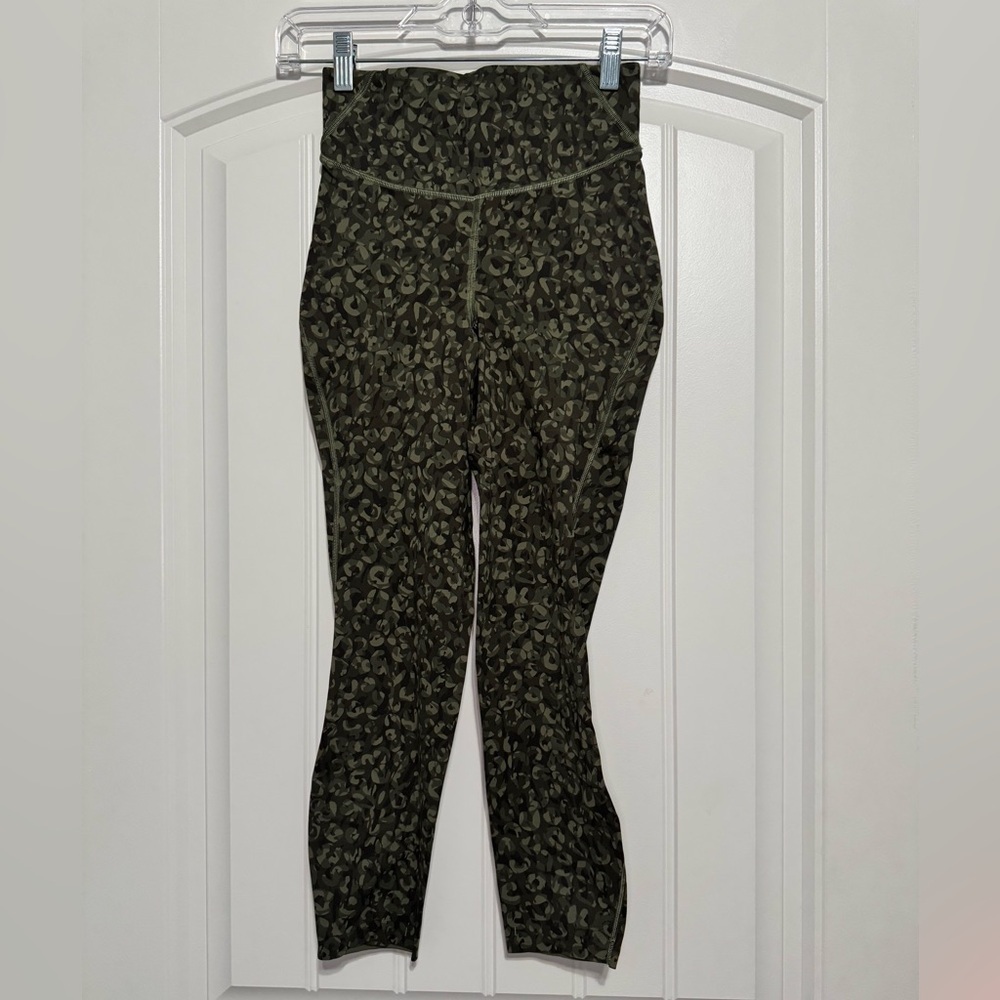 Lululemon Base Pace High-Rise Crop 23" in Intertwined Camo Medium Olive Multi
